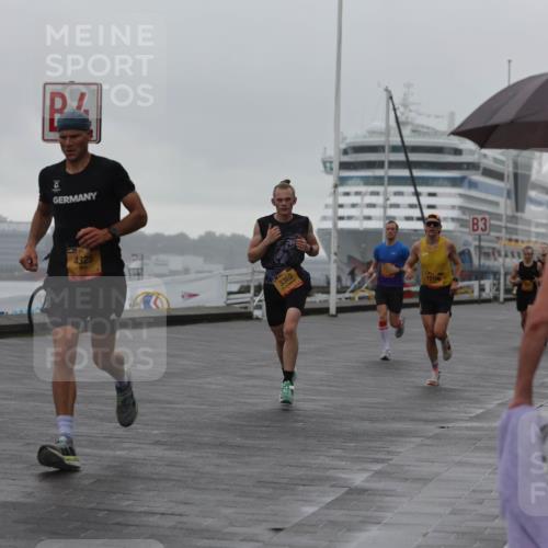 13.09.2026 - Kiel Lauf Andreas Tolksdorf http://msf.ph/oto/10408142 13.09.2026 11:40:53 Kiellinie 5, 4325, 2365, 12196, 3 meine-sportfotos.de