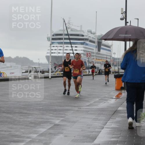 13.09.2026 - Kiel Lauf Andreas Tolksdorf http://msf.ph/oto/10408206 13.09.2026 11:40:57 Kiellinie 4, 11267, 902, 2562, 3 meine-sportfotos.de