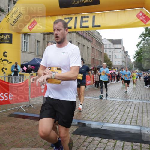 13.09.2026 - Kiel Lauf Yannick Fuchs http://msf.ph/oto/10408232 13.09.2026 10:36:04 Ziel 867, 1321, 2541, 3634, 3811, 4889, 5947, 6634, 6957, 7619, 8224, 8393, 8557, 10860, 10998, 11662, 12286, 100, 215, 343, 1376, 1993, 2116, 2248, 2494, 3124, 3790, 4538, 5151, 5698, 5817, 6085, 6645, 7215, 7280, 7721, 8002, 8079, 8393, 8415, 8432, 8660, 8747, 8973, 10017, 10483, 10701, 10835, 11181, 11363, 11567, 11903, 12766, 1003, 1477, 1653, 2286, 4078, 4172, 4971, 5466, 6763, 7158, 7920, 8554, 8579, 8743, 9201, 10045, 10075, 10852, 11145, 12022, 5293 meine-sportfotos.de
