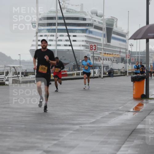 13.09.2026 - Kiel Lauf Andreas Tolksdorf http://msf.ph/oto/10408260 13.09.2026 11:41:03 Kiellinie 3970, 3, 2, 1 meine-sportfotos.de