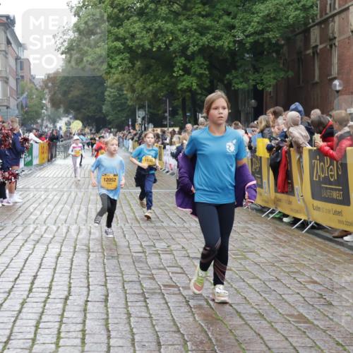 13.09.2026 - Kiel Lauf Yannick Fuchs http://msf.ph/oto/10408278 13.09.2026 09:02:31 Ziel 963, 4337, 5618, 6749, 6853, 7853, 8419, 9119, 9212, 911, 1992, 2635, 2916, 3250, 3405, 3406, 3592, 5271, 5482, 5577, 6062, 6251, 6485, 6562, 6672, 8183, 8419, 9501, 10288, 10324, 10336, 11571, 11578, 12211, 12321, 12446, 12539, 1830, 1870, 5983, 12052, 12270, 2916, 3592, 7062, 9501, 11119, 12321, 12539 meine-sportfotos.de