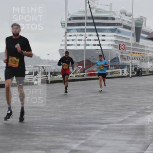 13.09.2026 - Kiel Lauf Andreas Tolksdorf http://msf.ph/oto/10408296 13.09.2026 11:41:05 Kiellinie 4, 3, 2 meine-sportfotos.de