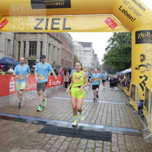 13.09.2026 - Kiel Lauf Yannick Fuchs http://msf.ph/oto/10408313 13.09.2026 10:36:08 Ziel 867, 1003, 1321, 2541, 3634, 4889, 4971, 5947, 6634, 6957, 8224, 8579, 10045, 10860, 11662, 12286, 100, 215, 343, 1376, 1993, 2116, 2248, 2494, 3124, 3790, 3811, 4538, 5151, 5698, 6085, 6645, 7215, 7280, 7619, 7721, 8002, 8079, 8393, 8415, 8432, 8557, 8660, 8747, 10483, 10701, 10835, 10998, 11181, 11363, 11567, 11903, 1278, 1477, 1653, 2286, 2380, 4029, 4078, 4172, 5466, 6763, 7158, 7252, 7920, 8242, 8554, 8743, 8923, 9201, 10075, 10852, 11145, 12022, 1993 meine-sportfotos.de