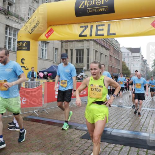 13.09.2026 - Kiel Lauf Yannick Fuchs http://msf.ph/oto/10408335 13.09.2026 10:36:09 Ziel 867, 1003, 1321, 2541, 3634, 4889, 4971, 5947, 6634, 6957, 8224, 8579, 8743, 10045, 10860, 11662, 12286, 100, 215, 343, 1376, 1993, 2116, 2248, 2494, 3124, 3790, 3811, 4538, 5151, 5698, 6085, 6645, 7215, 7280, 7619, 7721, 8002, 8079, 8393, 8415, 8432, 8557, 8660, 8747, 10483, 10701, 10835, 10998, 11567, 11903, 1278, 1477, 1653, 2286, 2380, 4029, 4078, 4172, 5466, 6763, 7158, 7252, 7920, 8242, 8554, 8923, 9201, 10075, 10852, 11145, 12022, 100, 1993, 3790 meine-sportfotos.de