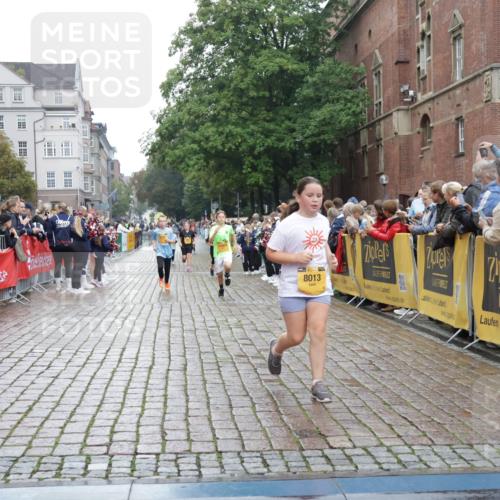 13.09.2026 - Kiel Lauf Yannick Fuchs http://msf.ph/oto/10408365 13.09.2026 09:02:54 Ziel 1175, 1830, 1870, 2739, 12052, 963, 2635, 4337, 5618, 5983, 6749, 6853, 7853, 8419, 9119, 9212, 12270, 2178, 2372, 8013, 11932, 1992, 2635, 3250, 3405, 3406, 5482, 6251, 6485, 6672, 6749, 8183, 8419, 10288, 11571 meine-sportfotos.de
