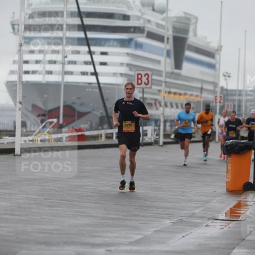 13.09.2026 - Kiel Lauf Andreas Tolksdorf http://msf.ph/oto/10408412 13.09.2026 11:41:15 Kiellinie 9795, 3 meine-sportfotos.de