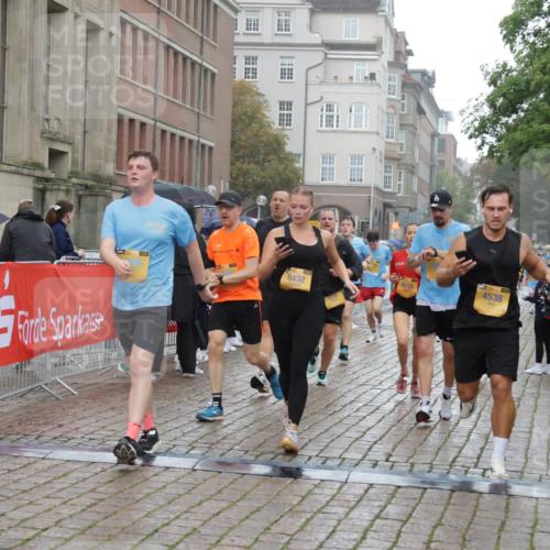 13.09.2026 - Kiel Lauf Yannick Fuchs http://msf.ph/oto/10408438 13.09.2026 10:36:15 Ziel 1003, 1653, 2541, 4078, 4172, 4971, 7158, 7920, 8224, 8554, 8579, 8743, 9201, 10045, 10075, 10860, 11145, 11662, 12022, 215, 343, 867, 1321, 1376, 2116, 2248, 2494, 3634, 3811, 4538, 4889, 5947, 6085, 6634, 6645, 6957, 7215, 7619, 7721, 8002, 8079, 8393, 8415, 8432, 8557, 8747, 10701, 10835, 10998, 11567, 11903, 12286, 1278, 1477, 1534, 1584, 2095, 2286, 2380, 2425, 4029, 5045, 5466, 5574, 6763, 7252, 8242, 8923, 10852, 11113, 100, 215, 1376, 1993, 2248, 3124, 3790, 6645 meine-sportfotos.de