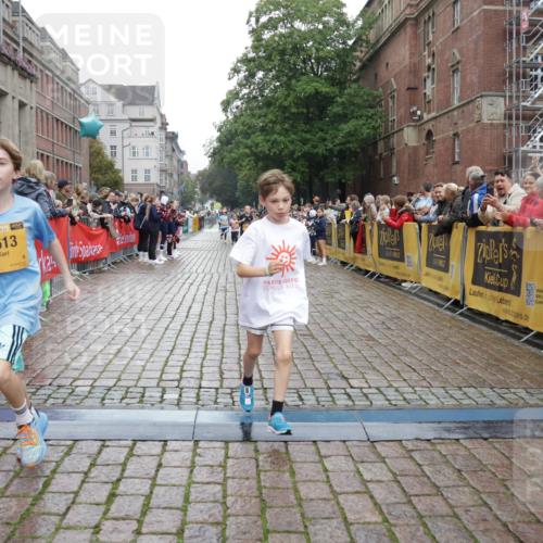 13.09.2026 - Kiel Lauf Yannick Fuchs http://msf.ph/oto/10408452 13.09.2026 09:03:07 Ziel 2178, 8013, 11932, 963, 1175, 1830, 1870, 2739, 5618, 5983, 6853, 9212, 12052, 12270, 2372, 2528, 5854, 6644, 7020, 7564, 8613, 8616, 8789, 8924, 963, 4337, 5618, 7853, 9119, 9212 meine-sportfotos.de