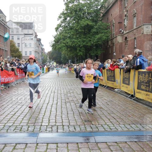 13.09.2026 - Kiel Lauf Yannick Fuchs http://msf.ph/oto/10408501 13.09.2026 09:03:16 Ziel 2372, 2528, 6644, 7020, 8013, 8789, 8924, 11932, 1175, 1830, 1870, 2178, 2739, 5983, 12052, 1268, 4445, 5854, 6191, 7564, 8613, 8616, 11931, 5618, 5983, 6853, 9212, 12270 meine-sportfotos.de