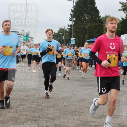13.09.2026 - Kiel Lauf Andreas Tolksdorf http://msf.ph/oto/10408535 13.09.2026 10:00:25 Kiellinie 39, 4180, 4876, 12747, 3306, 455 meine-sportfotos.de