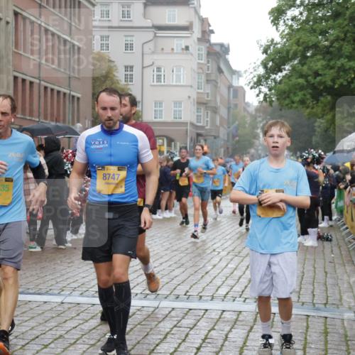 13.09.2026 - Kiel Lauf Yannick Fuchs http://msf.ph/oto/10408558 13.09.2026 10:36:25 Ziel 1278, 1477, 1653, 2286, 2380, 2425, 4029, 4078, 4172, 5466, 6763, 7158, 7252, 7920, 8242, 8554, 8923, 9201, 10075, 10852, 11145, 12022, 343, 867, 1003, 1321, 2494, 2541, 3634, 3811, 4889, 4971, 5947, 6634, 6957, 7619, 7920, 8224, 8393, 8557, 8579, 8743, 10045, 10860, 10998, 11662, 12022, 12286, 229, 1534, 1584, 2095, 2571, 2966, 4692, 5045, 5541, 5574, 6309, 7177, 7312, 8494, 9352, 9554, 11113, 12104, 343, 2116, 2494, 6085, 6645, 7721, 8747, 10835, 11567 meine-sportfotos.de
