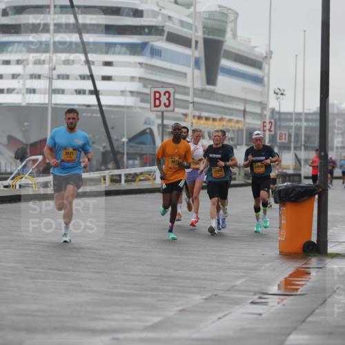 13.09.2026 - Kiel Lauf Andreas Tolksdorf http://msf.ph/oto/10408561 13.09.2026 11:41:20 Kiellinie 3, 3971, 6871, 10494, 10638, 12309, 2, 1 meine-sportfotos.de