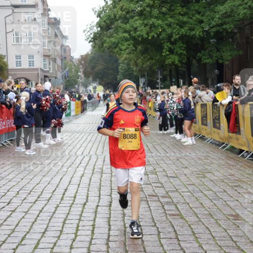 13.09.2026 - Kiel Lauf Yannick Fuchs http://msf.ph/oto/10408606 13.09.2026 09:04:03 Ziel 2193, 1268, 4445, 6191, 7990, 10123, 11931, 2670, 8088, 2528, 5854, 6644, 7564, 8613, 8616, 11931 meine-sportfotos.de