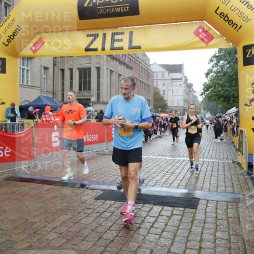 13.09.2026 - Kiel Lauf Yannick Fuchs http://msf.ph/oto/10408668 13.09.2026 10:36:33 Ziel 1278, 1534, 1584, 2095, 2380, 2425, 2571, 4029, 5045, 5466, 5541, 5574, 6763, 7177, 7252, 8242, 8923, 11113, 867, 1003, 1321, 1477, 1653, 2286, 2541, 3634, 4078, 4172, 4889, 4971, 5947, 6634, 6957, 7158, 7920, 8224, 8554, 8579, 8743, 9201, 10045, 10075, 10852, 10860, 11145, 11662, 12022, 12286, 229, 2966, 4464, 4692, 6309, 7312, 8055, 8494, 8760, 9352, 9554, 10608, 11619, 11867, 12104, 343, 2494, 3811, 4889, 6634, 6957, 7619, 8393, 8557 meine-sportfotos.de