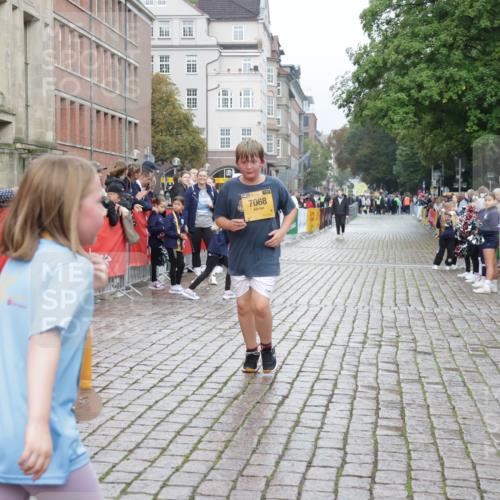 13.09.2026 - Kiel Lauf Yannick Fuchs http://msf.ph/oto/10408672 13.09.2026 09:04:36 Ziel 8583, 2193, 2670, 8088, 7068, 2193 meine-sportfotos.de