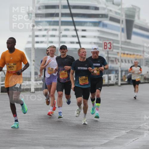 13.09.2026 - Kiel Lauf Andreas Tolksdorf http://msf.ph/oto/10408743 13.09.2026 11:41:25 Kiellinie 6871, 10494, 10976, 12309, 38, 3 meine-sportfotos.de