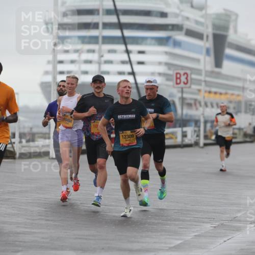 13.09.2026 - Kiel Lauf Andreas Tolksdorf http://msf.ph/oto/10408772 13.09.2026 11:41:25 Kiellinie 6871, 10494, 10, 12309, 3 meine-sportfotos.de