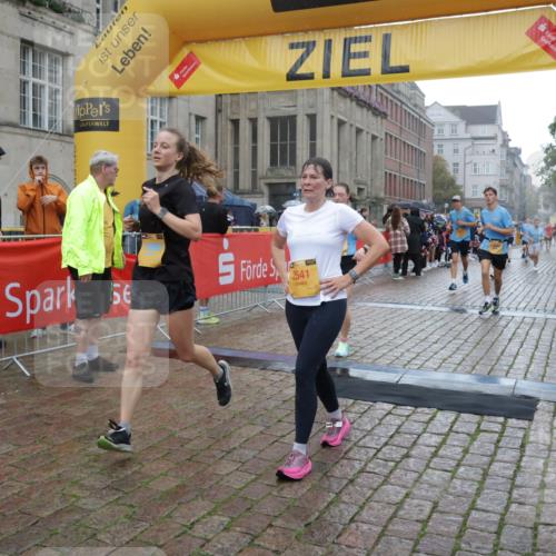 13.09.2026 - Kiel Lauf Yannick Fuchs http://msf.ph/oto/10408834 13.09.2026 10:36:45 Ziel 229, 2571, 2966, 4464, 4692, 5541, 5574, 6309, 7177, 7312, 8055, 8494, 8760, 9352, 9554, 11619, 12104, 1003, 1278, 1477, 1534, 1584, 1653, 2095, 2286, 2380, 2425, 4029, 4078, 4172, 4971, 5045, 5466, 5574, 6763, 7158, 7252, 7920, 8242, 8554, 8579, 8743, 8923, 9201, 10045, 10075, 10852, 11113, 11145, 12022, 990, 1211, 4928, 5331, 8099, 8162, 8390, 8391, 9289, 9657, 10317, 10608, 11101, 11867, 11883, 12545, 867, 1003, 2541, 4971, 5947, 8224, 8579 meine-sportfotos.de