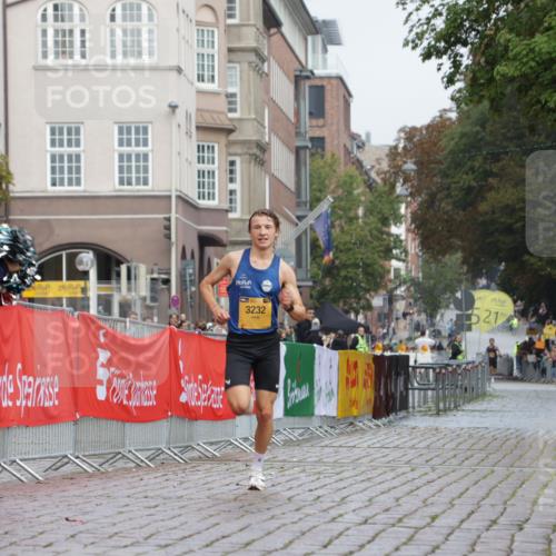 13.09.2026 - Kiel Lauf Yannick Fuchs http://msf.ph/oto/10408879 13.09.2026 09:30:32 Ziel 3232 meine-sportfotos.de