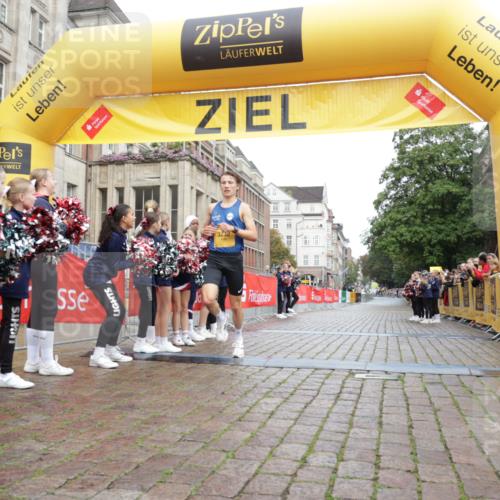 13.09.2026 - Kiel Lauf Yannick Fuchs http://msf.ph/oto/10408930 13.09.2026 09:30:36 Ziel 3232, 12703 meine-sportfotos.de