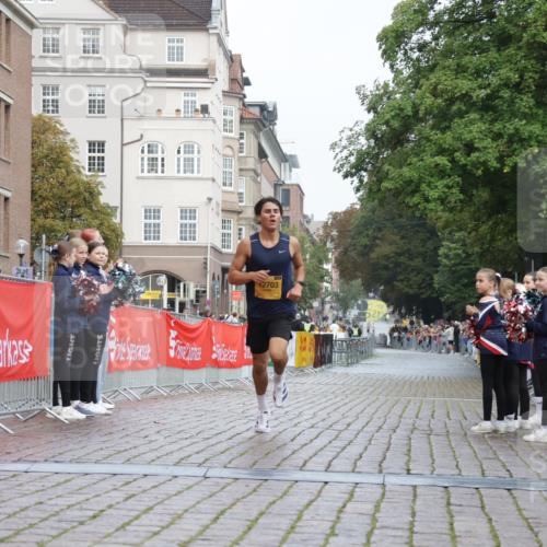 13.09.2026 - Kiel Lauf Yannick Fuchs http://msf.ph/oto/10408986 13.09.2026 09:30:58 Ziel 12703, 3232 meine-sportfotos.de