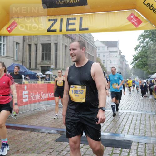 13.09.2026 - Kiel Lauf Yannick Fuchs http://msf.ph/oto/10408990 13.09.2026 10:37:01 Ziel 388, 886, 990, 1211, 4928, 5331, 6671, 8099, 8162, 8390, 8391, 8792, 9289, 9657, 9901, 10317, 10608, 11101, 11867, 11883, 12545, 229, 1278, 1534, 1584, 2095, 2380, 2425, 2571, 2966, 4464, 4692, 5045, 5541, 5574, 6309, 7177, 7252, 7312, 8055, 8242, 8494, 8760, 9352, 9554, 11113, 11619, 11867, 12104, 595, 1142, 1217, 1313, 2601, 2925, 5471, 6720, 7640, 7729, 7987, 8026, 8463, 8628, 9208, 9435, 9977, 11748, 11911, 12311, 12314, 12742, 1278, 1477, 2286, 2380, 4078 meine-sportfotos.de
