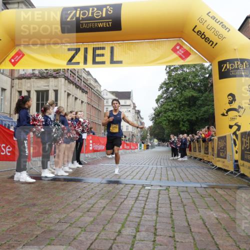 13.09.2026 - Kiel Lauf Yannick Fuchs http://msf.ph/oto/10409011 13.09.2026 09:31:00 Ziel 12703, 3232 meine-sportfotos.de