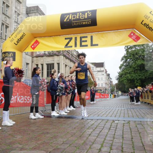 13.09.2026 - Kiel Lauf Yannick Fuchs http://msf.ph/oto/10409021 13.09.2026 09:31:00 Ziel 12703, 3232 meine-sportfotos.de