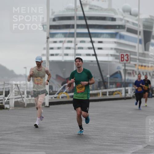 13.09.2026 - Kiel Lauf Andreas Tolksdorf http://msf.ph/oto/10409023 13.09.2026 11:41:56 Kiellinie 9575, 12449, 3 meine-sportfotos.de