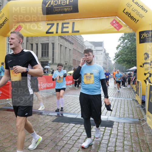 13.09.2026 - Kiel Lauf Yannick Fuchs http://msf.ph/oto/10409045 13.09.2026 10:37:05 Ziel 388, 886, 990, 1211, 4928, 5331, 5471, 6671, 8162, 8390, 8391, 8792, 9289, 9657, 9901, 10317, 11101, 11883, 11911, 12311, 12314, 12545, 229, 1534, 1584, 2095, 2425, 2571, 2966, 4464, 4692, 5045, 5541, 5574, 6309, 7177, 7312, 8055, 8099, 8494, 8760, 9352, 9554, 9657, 10608, 11113, 11619, 11867, 12104, 176, 595, 1142, 1217, 1313, 1479, 2601, 2925, 6720, 7640, 7729, 7987, 8026, 8463, 8515, 8628, 8820, 9208, 9435, 9540, 9977, 11748, 12742, 1278, 1584, 2380, 2425 meine-sportfotos.de