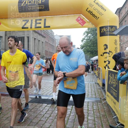 13.09.2026 - Kiel Lauf Yannick Fuchs http://msf.ph/oto/10409116 13.09.2026 10:37:10 Ziel 388, 886, 1217, 1313, 5331, 5471, 6671, 7729, 7987, 8026, 8162, 8390, 8391, 8463, 8792, 9901, 11101, 11883, 11911, 12311, 12314, 12545, 229, 990, 1211, 2571, 2966, 4464, 4692, 4928, 5541, 5574, 6309, 7177, 7312, 8055, 8099, 8494, 8760, 9289, 9352, 9554, 9657, 10317, 10608, 11619, 11867, 12104, 176, 595, 1142, 1479, 2601, 2925, 3137, 4375, 5262, 6720, 7640, 8146, 8515, 8567, 8628, 8820, 9208, 9435, 9540, 9977, 11685, 11748, 12742, 1534, 1584, 2380, 2425 meine-sportfotos.de