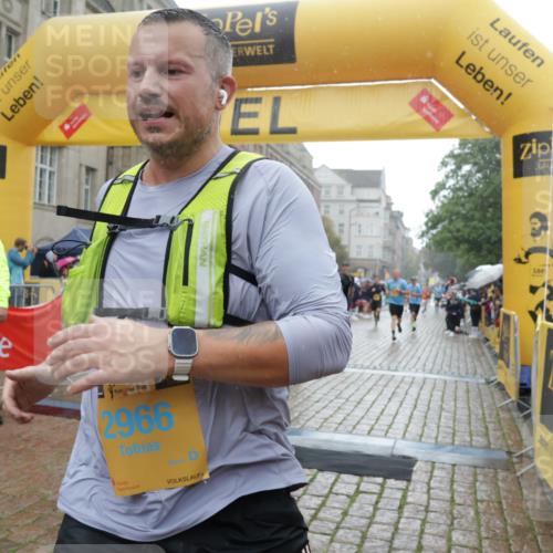 13.09.2026 - Kiel Lauf Yannick Fuchs http://msf.ph/oto/10409202 13.09.2026 10:37:18 Ziel 176, 595, 1142, 1217, 1313, 2601, 2925, 5471, 6720, 7640, 7729, 7987, 8026, 8463, 8515, 8628, 8820, 9208, 9435, 9540, 9977, 11748, 11911, 12311, 12314, 12742, 229, 388, 886, 990, 1211, 4464, 4928, 5331, 6671, 8055, 8099, 8162, 8390, 8391, 8760, 8792, 9289, 9352, 9657, 9901, 10317, 10608, 11101, 11619, 11867, 11883, 12104, 12545, 1479, 3028, 3137, 3981, 4375, 4521, 4877, 5262, 6511, 6705, 6796, 7129, 7355, 8146, 8567, 10393, 10952, 11685, 229 meine-sportfotos.de