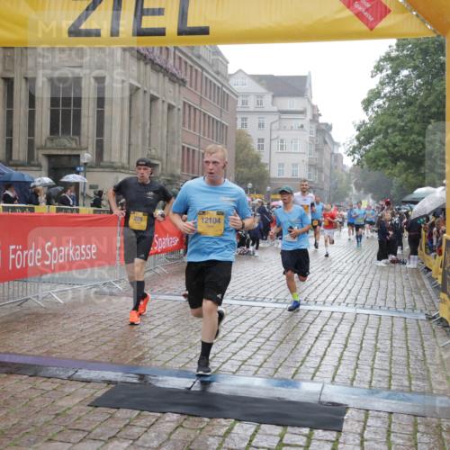 13.09.2026 - Kiel Lauf Yannick Fuchs http://msf.ph/oto/10409245 13.09.2026 10:37:22 Ziel 176, 595, 1142, 1217, 1313, 1479, 2601, 2925, 3137, 5262, 6720, 7640, 7729, 7987, 8026, 8463, 8515, 8628, 8820, 9208, 9435, 9540, 9977, 11748, 12742, 388, 886, 990, 1211, 4464, 4928, 5331, 5471, 6671, 7987, 8055, 8099, 8162, 8390, 8391, 8760, 8792, 9289, 9657, 9901, 10317, 10608, 11101, 11619, 11867, 11883, 11911, 12311, 12314, 12545, 1707, 3028, 3981, 4375, 4521, 4877, 5850, 6133, 6230, 6511, 6705, 6796, 7129, 7355, 8146, 8567, 10393, 10952, 11685, 229 meine-sportfotos.de