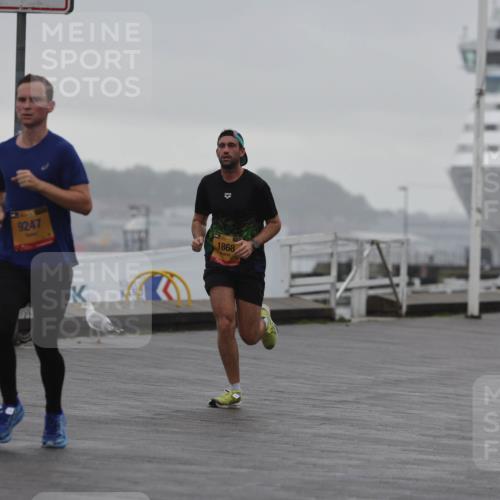 13.09.2026 - Kiel Lauf Andreas Tolksdorf http://msf.ph/oto/10409265 13.09.2026 11:42:07 Kiellinie 9247, 1868 meine-sportfotos.de