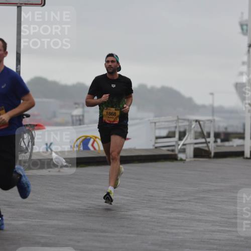 13.09.2026 - Kiel Lauf Andreas Tolksdorf http://msf.ph/oto/10409276 13.09.2026 11:42:07 Kiellinie 38, 9247, 1868 meine-sportfotos.de