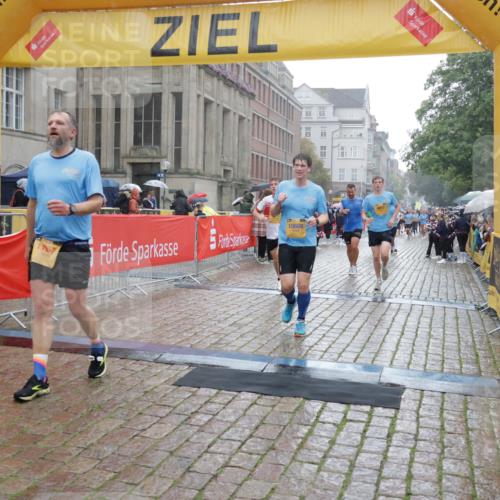 13.09.2026 - Kiel Lauf Yannick Fuchs http://msf.ph/oto/10409309 13.09.2026 10:37:29 Ziel 176, 595, 1142, 1479, 2925, 3028, 3137, 3981, 4375, 4521, 4877, 5262, 6705, 6796, 8146, 8515, 8567, 8628, 8820, 9208, 9540, 9977, 10393, 10952, 11685, 11748, 388, 886, 990, 1211, 1217, 1313, 2601, 2925, 4928, 5331, 5471, 6671, 6720, 7640, 7729, 7987, 8026, 8099, 8162, 8390, 8391, 8463, 8628, 8792, 9208, 9289, 9435, 9657, 9901, 10317, 11101, 11883, 11911, 12311, 12314, 12545, 12742, 453, 1041, 1481, 1700, 1707, 3860, 5357, 5429, 5850, 6133, 6230, 6511, 7129, 7355, 7732 meine-sportfotos.de
