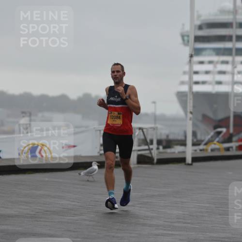 13.09.2026 - Kiel Lauf Andreas Tolksdorf http://msf.ph/oto/10409335 13.09.2026 11:42:14 Kiellinie 12084, 12448 meine-sportfotos.de