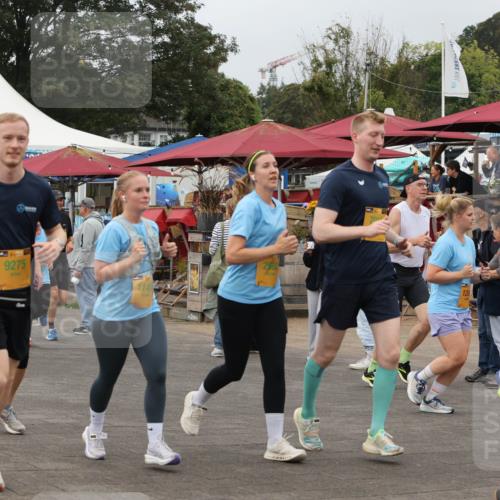 13.09.2026 - Kiel Lauf Andreas Tolksdorf http://msf.ph/oto/10409411 13.09.2026 10:00:54 Kiellinie 680, 9275, 1171, 114 meine-sportfotos.de