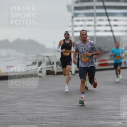 13.09.2026 - Kiel Lauf Andreas Tolksdorf http://msf.ph/oto/10409453 13.09.2026 11:42:27 Kiellinie 3 meine-sportfotos.de