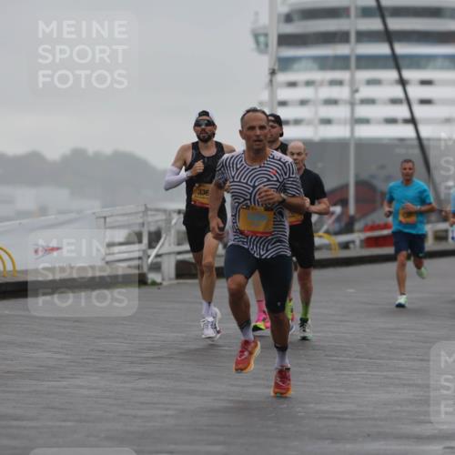 13.09.2026 - Kiel Lauf Andreas Tolksdorf http://msf.ph/oto/10409470 13.09.2026 11:42:28 Kiellinie 3 meine-sportfotos.de