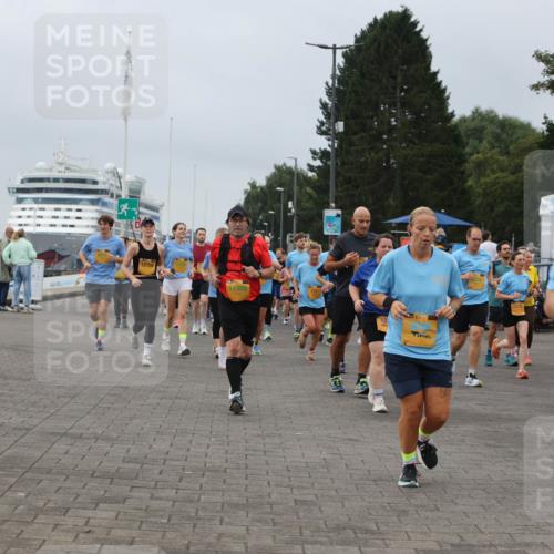 13.09.2026 - Kiel Lauf Andreas Tolksdorf http://msf.ph/oto/10409498 13.09.2026 10:00:58 Kiellinie 12759, 11308, 88, 2000 meine-sportfotos.de