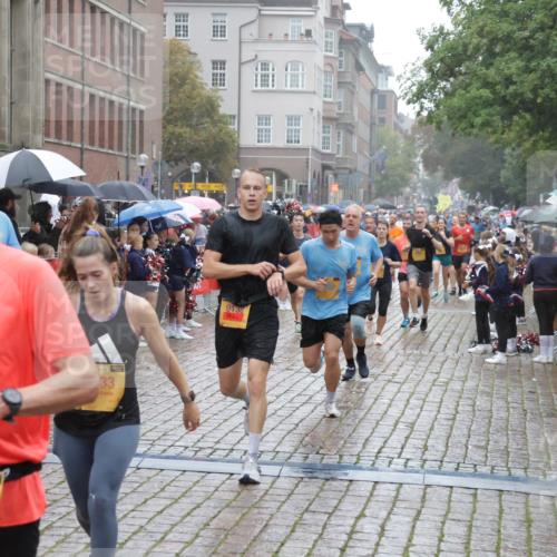 13.09.2026 - Kiel Lauf Yannick Fuchs http://msf.ph/oto/10409501 13.09.2026 10:38:17 Ziel 861, 1193, 2275, 2897, 3307, 4009, 4411, 4465, 5048, 5122, 5136, 5425, 5706, 6463, 6769, 6774, 7130, 7682, 7830, 8573, 9993, 10439, 10849, 10959, 12276, 12313, 12674, 12776, 228, 265, 453, 701, 1041, 1326, 1481, 1700, 2358, 2361, 2538, 2792, 3566, 3860, 4226, 4255, 4540, 4832, 5357, 5429, 5831, 5972, 6230, 6675, 6964, 7732, 7775, 7830, 8560, 9138, 9230, 9250, 9431, 11168, 12015, 69, 197, 1192, 1974, 2505, 4052, 4241, 4514, 4659, 5440, 5780, 5982, 7235, 9246 meine-sportfotos.de
