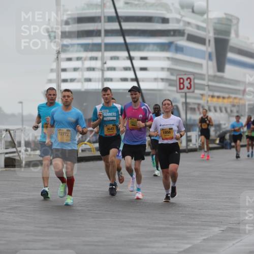 13.09.2026 - Kiel Lauf Andreas Tolksdorf http://msf.ph/oto/10409544 13.09.2026 11:42:31 Kiellinie 12772, 3643, 1856, 3, 2 meine-sportfotos.de