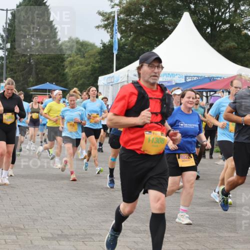 13.09.2026 - Kiel Lauf Andreas Tolksdorf http://msf.ph/oto/10409589 13.09.2026 10:01:01 Kiellinie 12759, 11443, 715, 027, 11308, 8822, 1770 meine-sportfotos.de