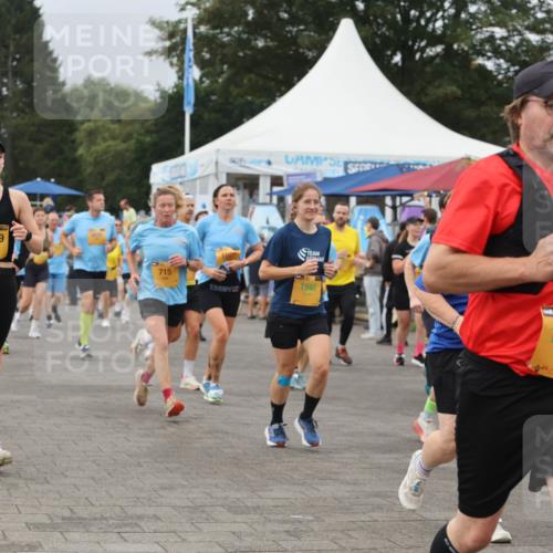 13.09.2026 - Kiel Lauf Andreas Tolksdorf http://msf.ph/oto/10409610 13.09.2026 10:01:01 Kiellinie 12579, 38, 12759, 715, 1940, 38, 11308, 6250 meine-sportfotos.de