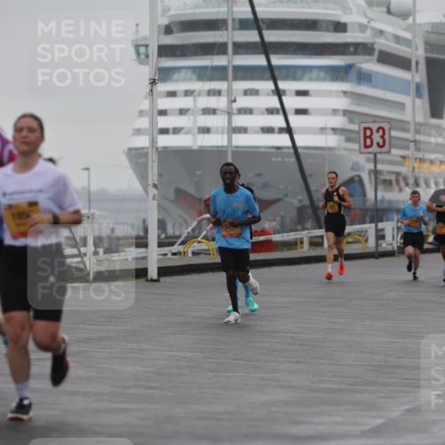 13.09.2026 - Kiel Lauf Andreas Tolksdorf http://msf.ph/oto/10409638 13.09.2026 11:42:34 Kiellinie 1856, 3, 2 meine-sportfotos.de