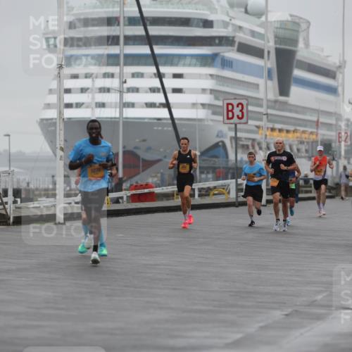 13.09.2026 - Kiel Lauf Andreas Tolksdorf http://msf.ph/oto/10409659 13.09.2026 11:42:35 Kiellinie 5270, 3, 2, 1, 1043 meine-sportfotos.de