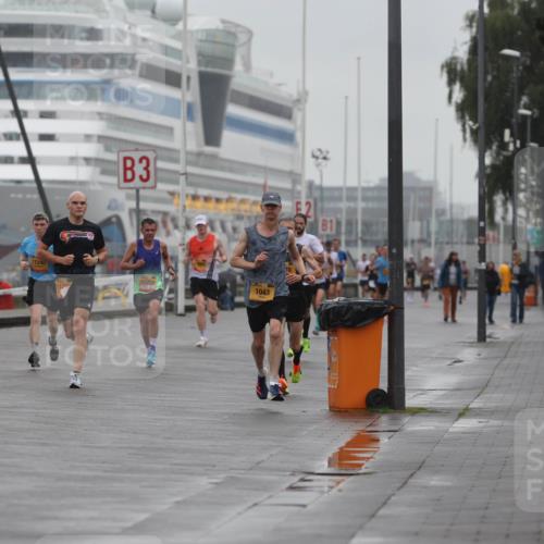 13.09.2026 - Kiel Lauf Andreas Tolksdorf http://msf.ph/oto/10409784 13.09.2026 11:42:39 Kiellinie 11240, 3, 1043, 70, 81 meine-sportfotos.de