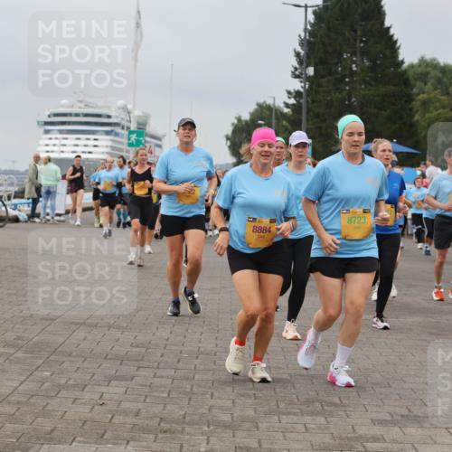 13.09.2026 - Kiel Lauf Andreas Tolksdorf http://msf.ph/oto/10409800 13.09.2026 10:01:10 Kiellinie 38, 8884, 39, 8723, 12644 meine-sportfotos.de