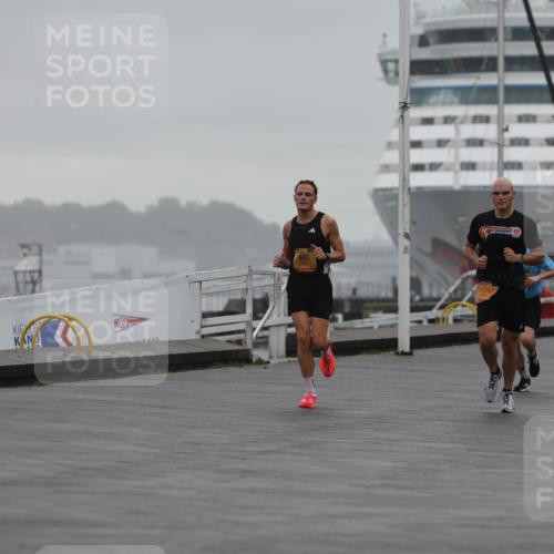 13.09.2026 - Kiel Lauf Andreas Tolksdorf http://msf.ph/oto/10409821 13.09.2026 11:42:41 Kiellinie 447, 1287, 11272, 3 meine-sportfotos.de
